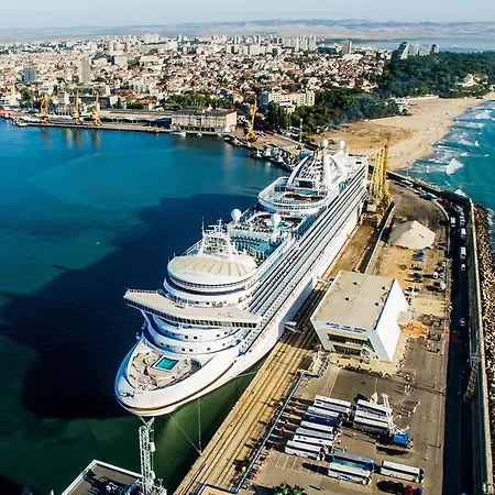 Beachfront Sea Garden Burgas